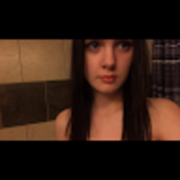 Meet your Posher, Anna - Picture 1 of 1